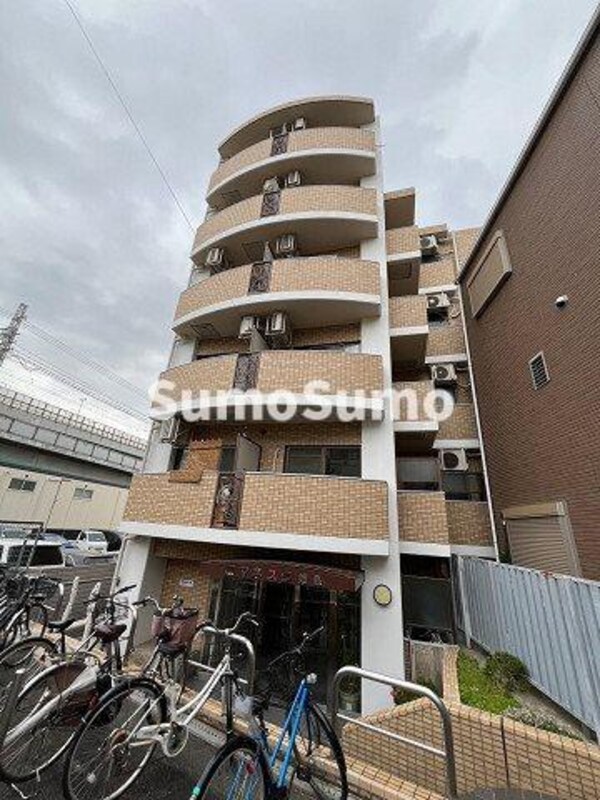 外観(落ち着いた雰囲気の外観です)