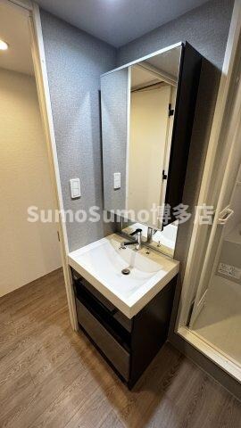 物件内観写真14　(独立洗面台です)