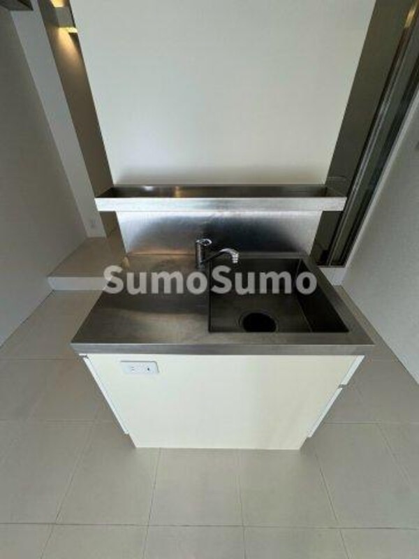 キッチン(コンパクトなキッチンで掃除もラクラク)