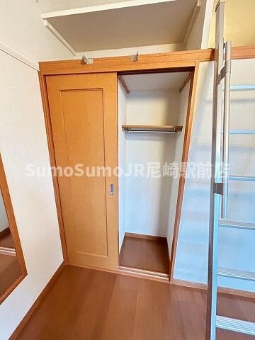 物件内観写真14　(収納スペース豊富です)