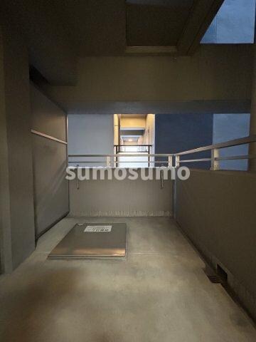 物件外観写真2　(コンパクトなキッチンで掃除もラクラク)