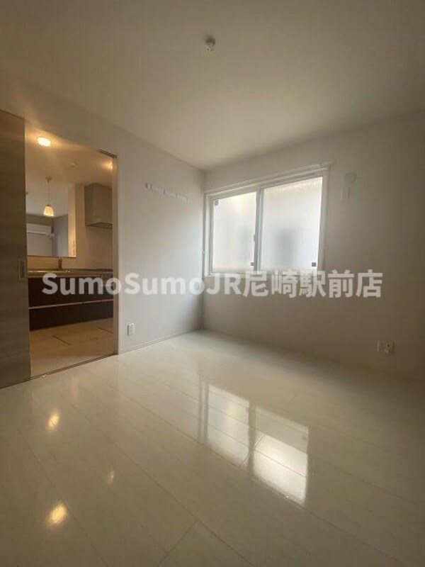 寝室(寝室です)