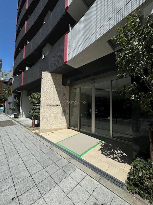 エントランス(落ち着いたエントランスです)