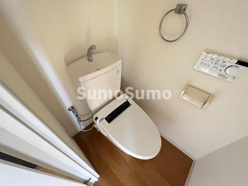 物件内観写真8　(コンパクトで使いやすいトイレです)