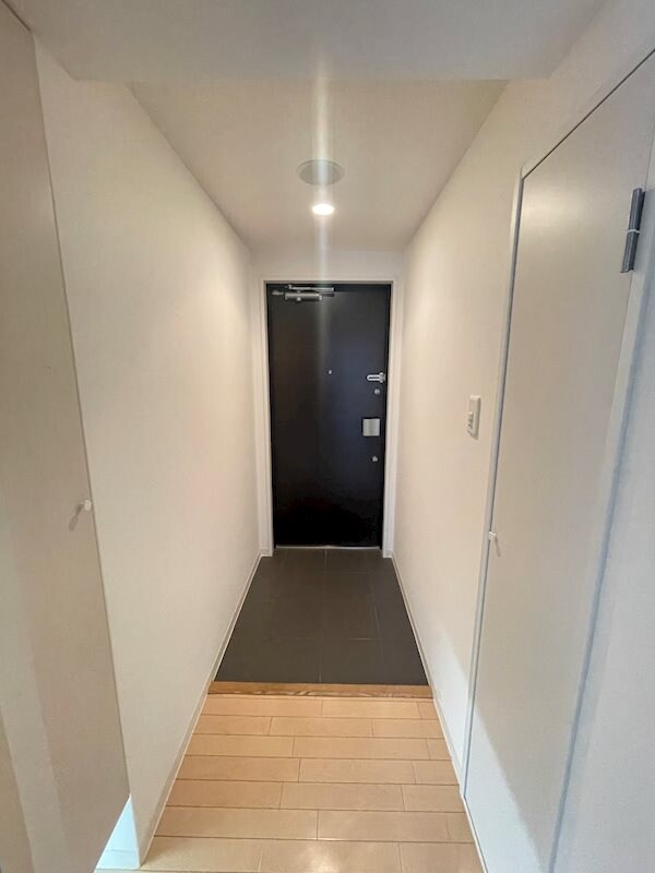 物件内観写真4　(きれいな玄関です)