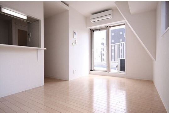 物件内観写真5　(居間です)