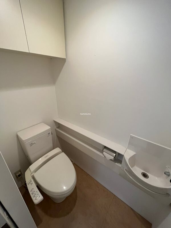 物件内観写真11　(トイレもきれいです)