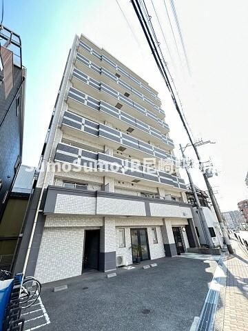 物件外観写真1　(外観もきれいです)