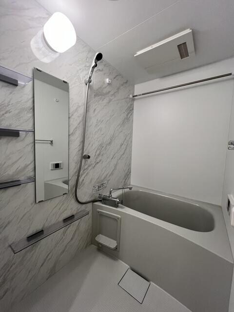 物件内観写真11　( )