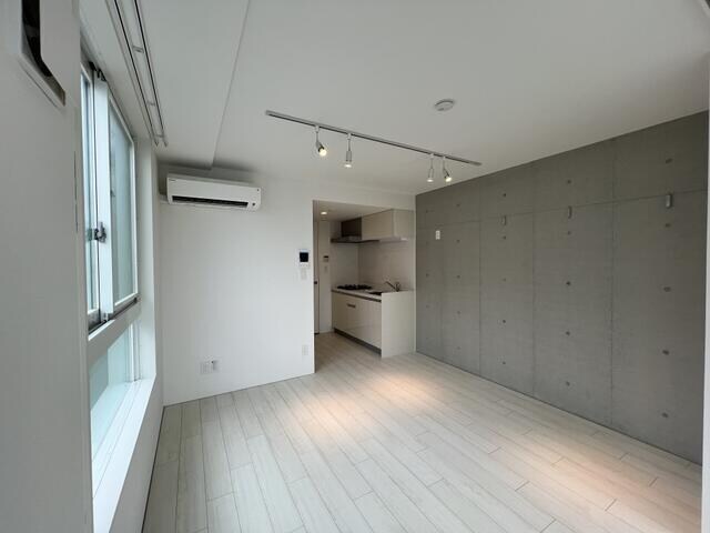 物件内観写真13　( )