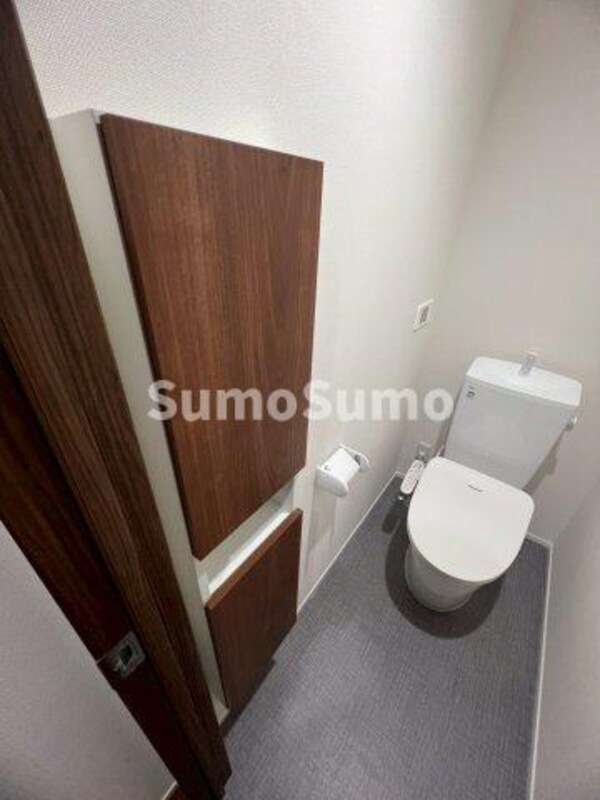 トイレ(コンパクトで使いやすいトイレです)