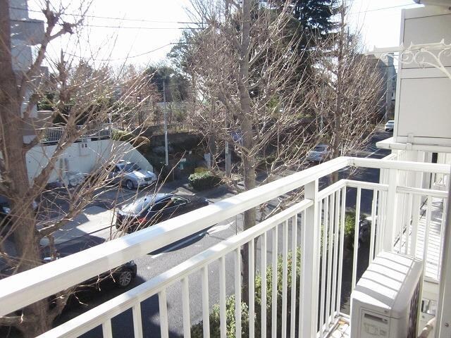 物件内観写真6　(他のお部屋のお写真になります… )