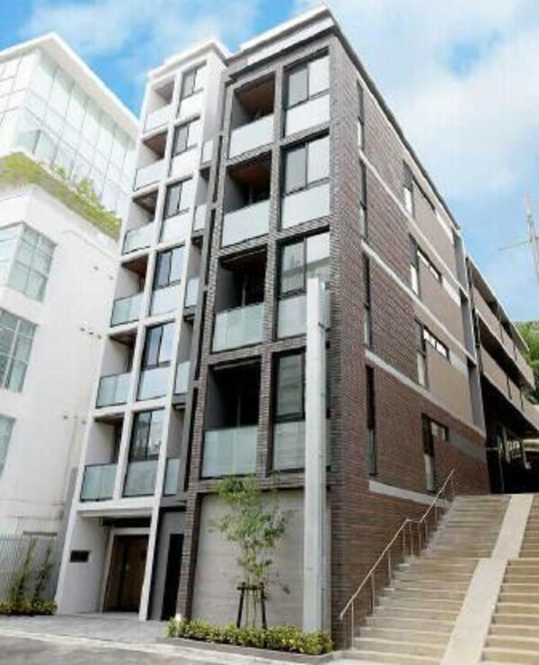 エントランス( )