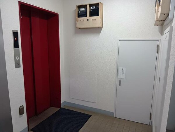 建物設備( )