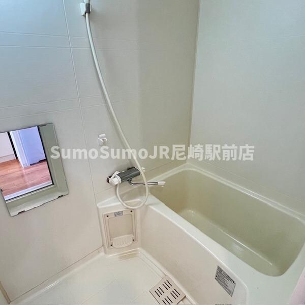 物件内観写真5　(お風呂です)