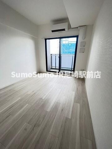 物件内観写真6　(ゆったり過ごせるリビングです)