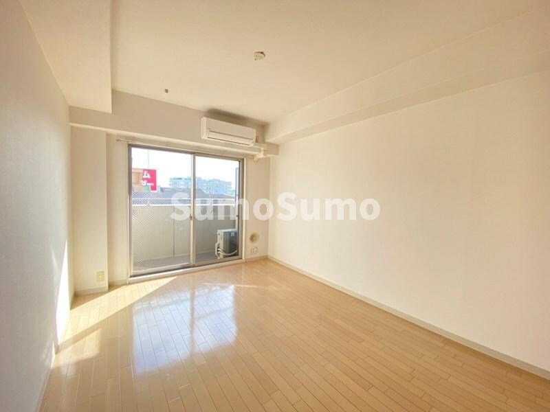 物件内観写真6　(おしゃれなリビングです)