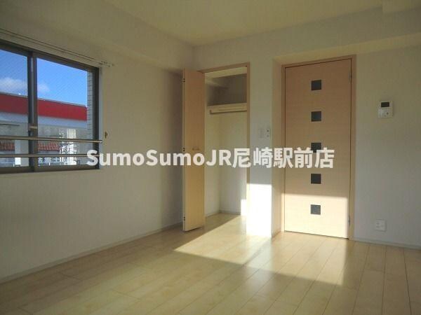 居室(リビングです)