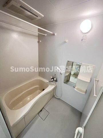 物件内観写真6　(日々の疲れを癒すお風呂付です)