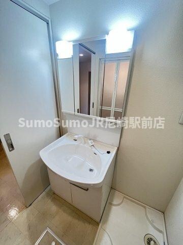 物件内観写真17　(独立洗面化粧台付き)