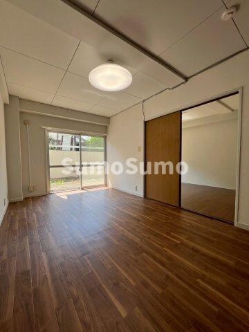 物件内観写真8　(使いやすいリビングです)