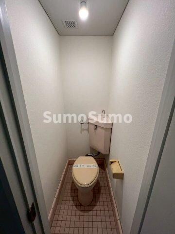 物件内観写真12　(落ち着いたトイレです)