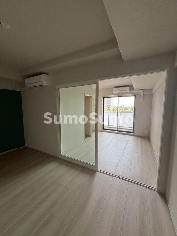 物件内観写真16　(リビングです)