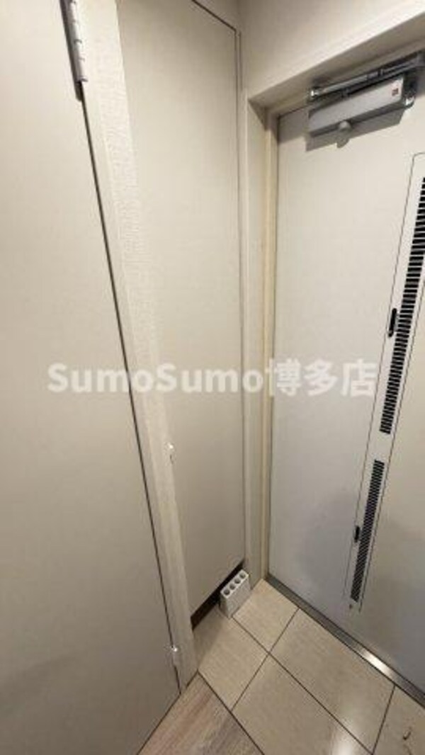 玄関(シンプルで使いやすい玄関です)