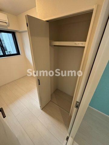 物件内観写真20　(大きなスペースがあり、収納には困りません)