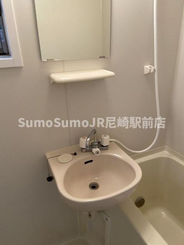 洗面・脱衣所(コンパクトで使いやすい洗面所)