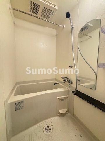 物件内観写真8　(きれいなお風呂です)