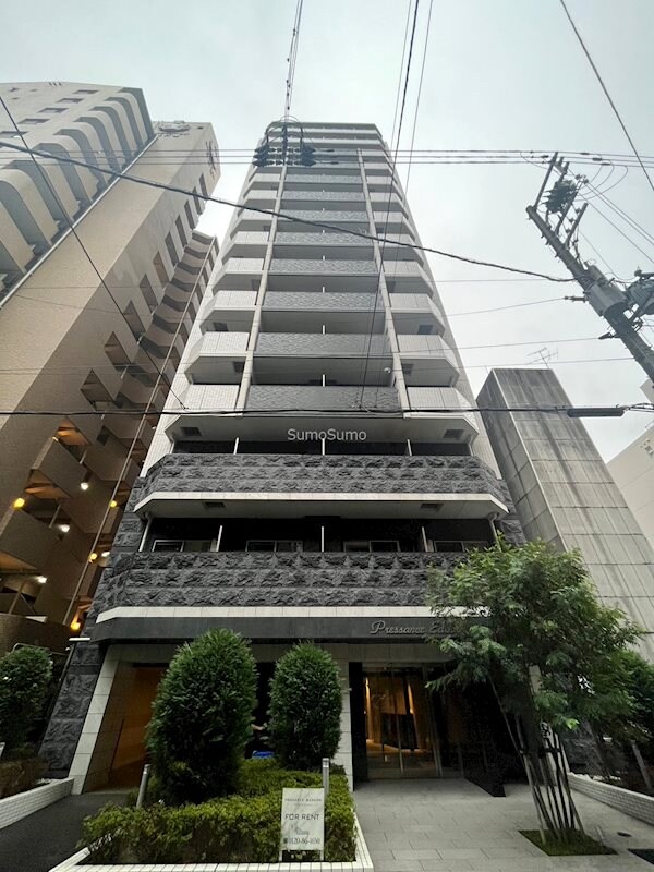 物件外観写真1　(外観もきれいです)