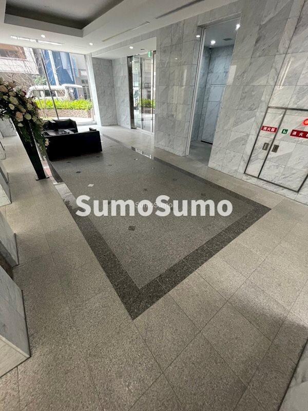 物件外観写真3　(建物の内部です)