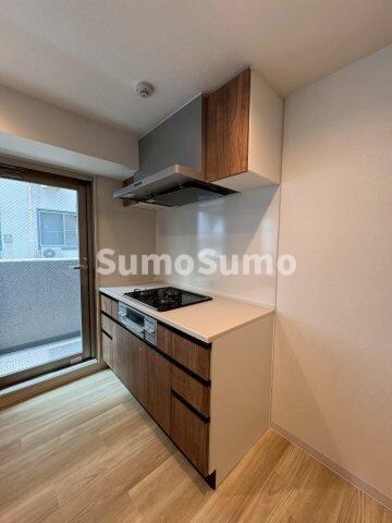 物件内観写真18　(コンパクトなキッチンで掃除もラクラク)