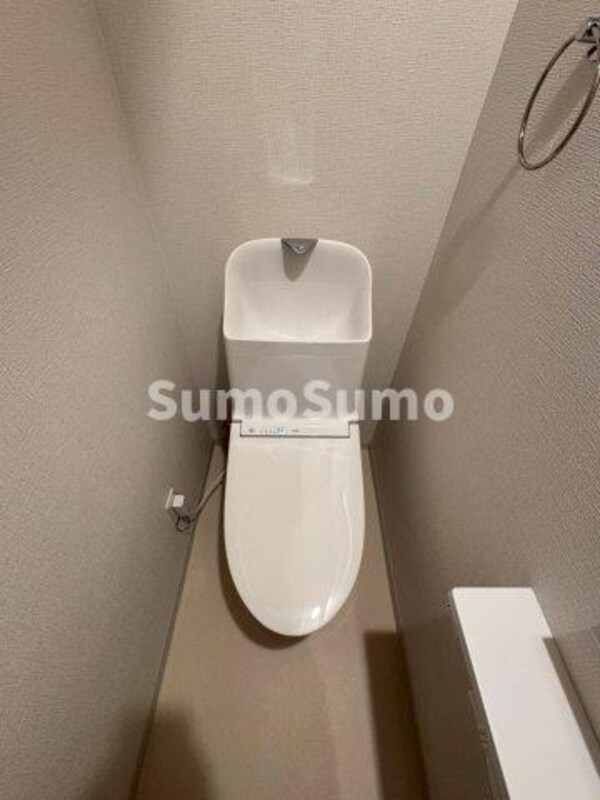 トイレ(シンプルで使いやすいトイレです)