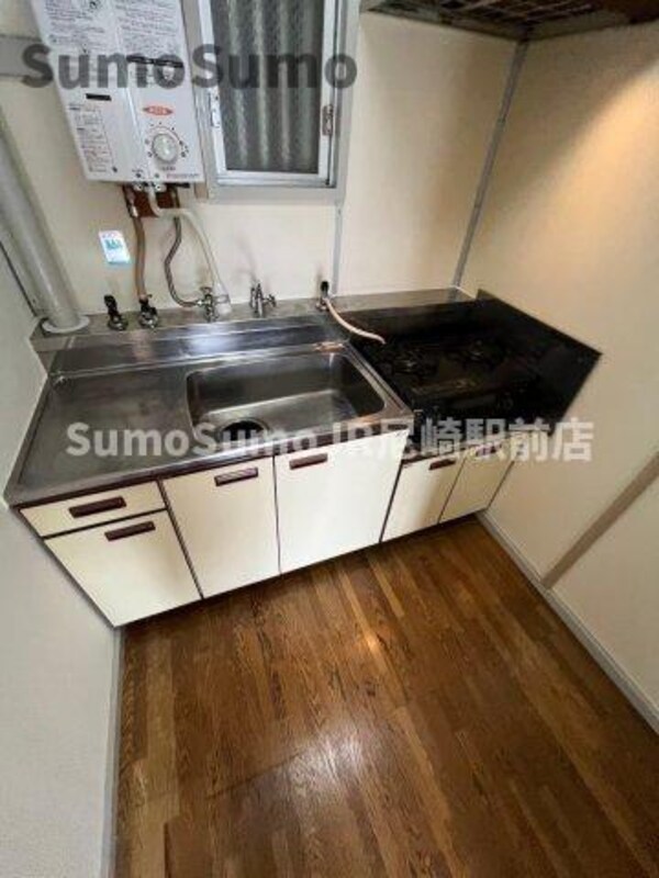 キッチン(キッチンでお料理をお楽しみください)