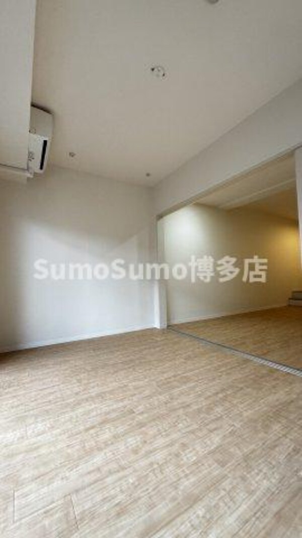 居室(ゆったり過ごせるリビングです)