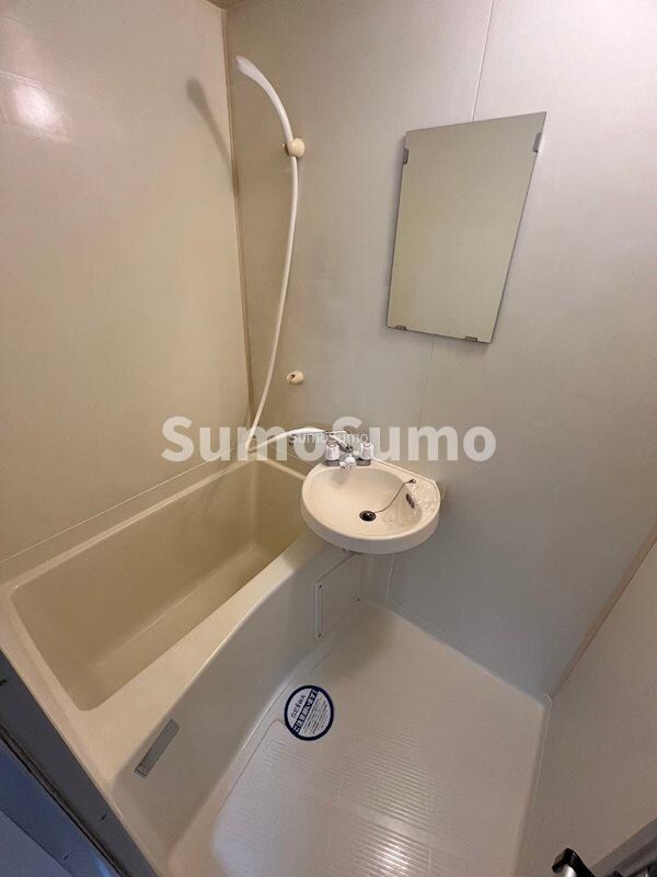 物件内観写真7　(お風呂で日々の疲れを落としましょう)