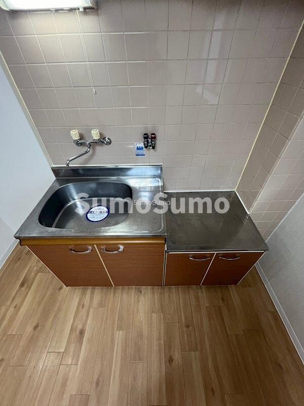 物件内観写真13　(キッチンでお料理をお楽しみください)