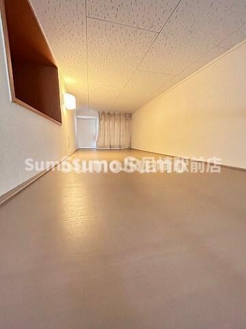 物件内観写真8　(寝室です)