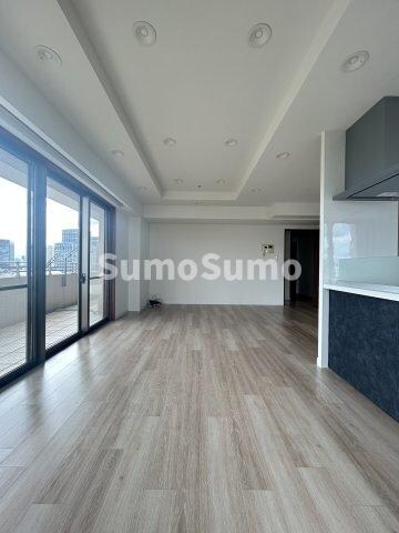 物件内観写真6　(おしゃれなリビングです)