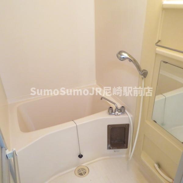 物件内観写真6　(日々の暮らしに欠かせないお風呂です)