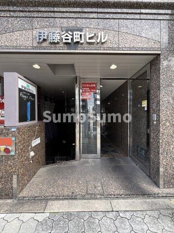 物件外観写真2　(建物の内部です)