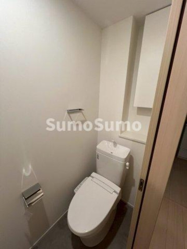 トイレ(シンプルで使いやすいトイレです)