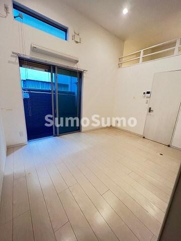 物件内観写真7　(使いやすい居間です)