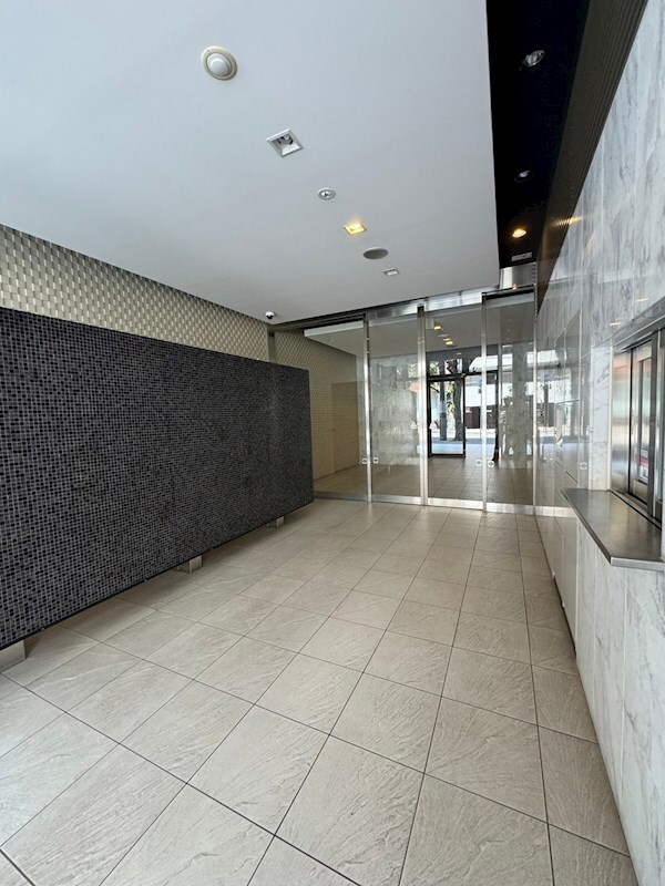 エントランス(落ち着いたエントランスです)