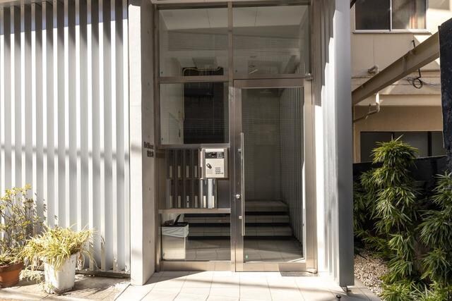 物件外観写真3　( )