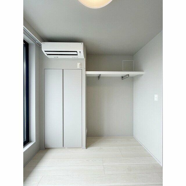 物件内観写真8　( )