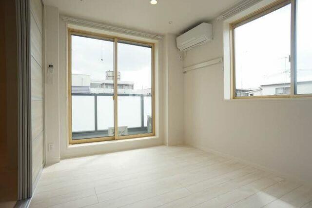 物件内観写真3　( )