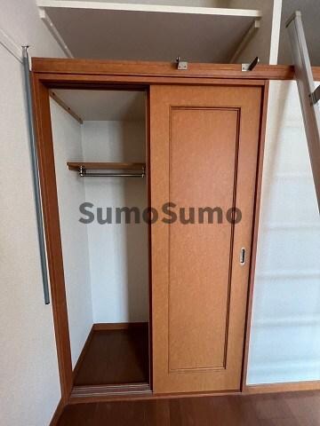 物件内観写真13　(大きなスペースがあり、収納には困りません)